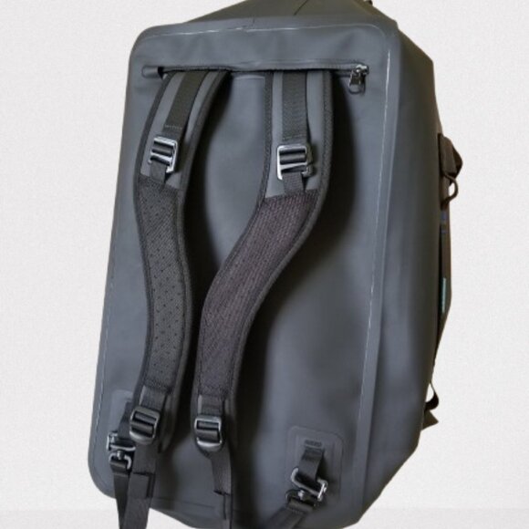 NWT! Haimont 45L Waterproof Convertible Dry Duffel Tote Bag and Backpack - Picture 11 of 15